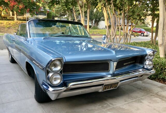 Pontiac Bonneville 1963 image number 15