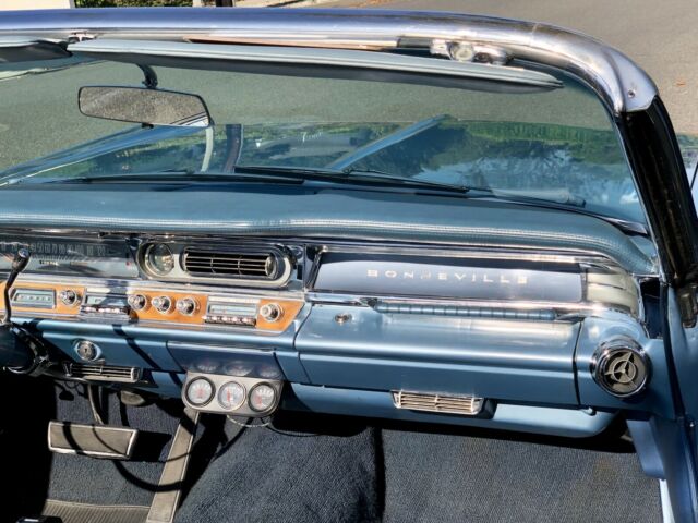 Pontiac Bonneville 1963 image number 21