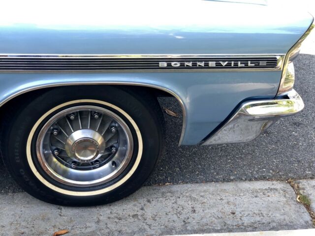 Pontiac Bonneville 1963 image number 22