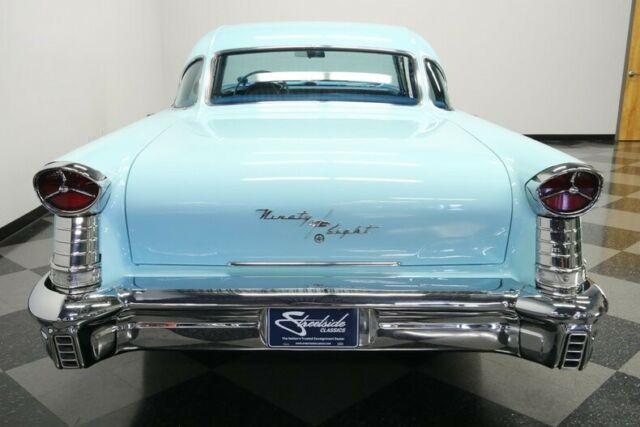 Oldsmobile Ninety-Eight 1957 image number 11