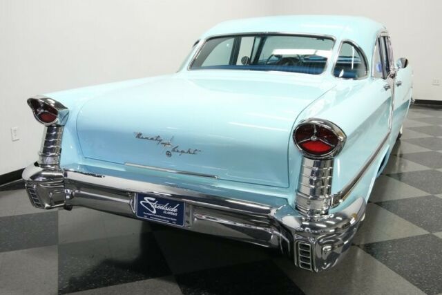 Oldsmobile Ninety-Eight 1957 image number 12