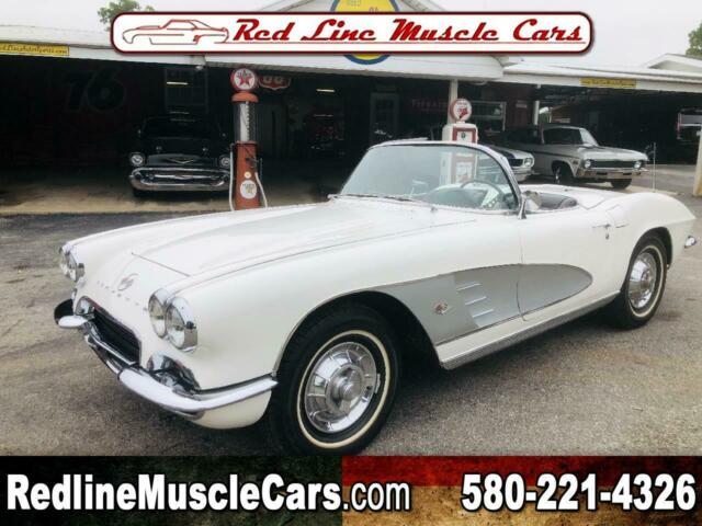 Chevrolet Corvette 1961 image number 24