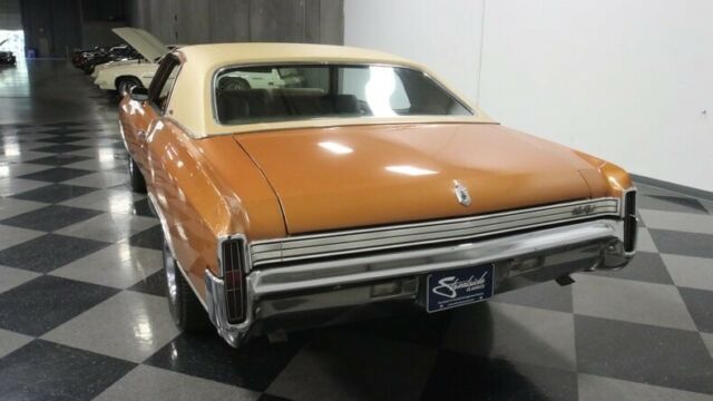 Chevrolet Monte Carlo 1972 image number 10