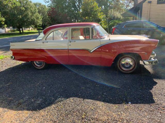 Ford Fairlane 1955 image number 38