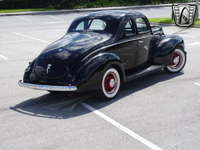 Ford Business Coupe 1940 image number 5