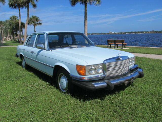 Mercedes-Benz S-Class 1973 image number 27