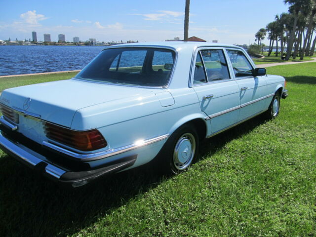 Mercedes-Benz S-Class 1973 image number 9