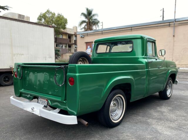 Ford F-100 1958 image number 1