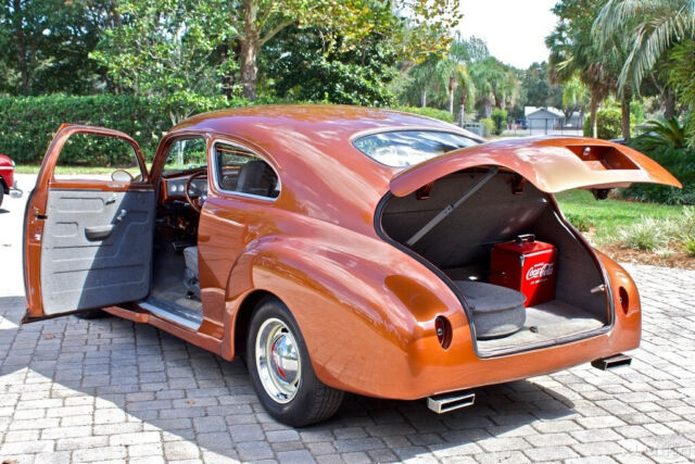 Chevrolet Fleetline Aero-Sedan 1947 image number 15