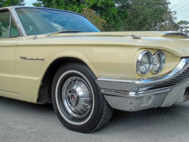 Ford Thunderbird 1964 image number 8