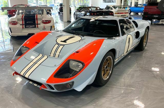 Ford GT 40 1966 image number 1