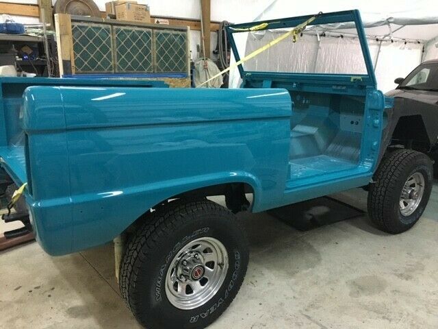 Ford Bronco 1969 image number 14