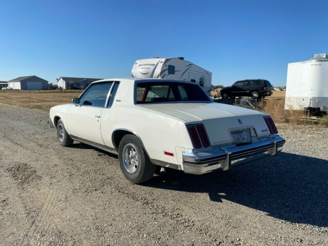 Oldsmobile Cutlass 1979 image number 23