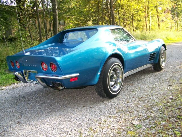 Chevrolet Corvette 1970 image number 28