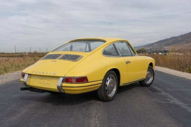 Porsche 912 1968 image number 16