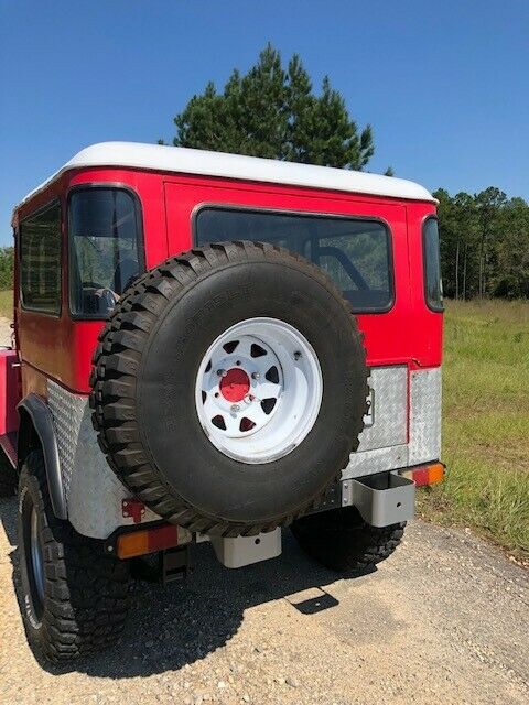 Toyota Land Cruiser 1974 image number 27