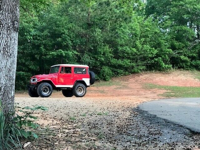 Toyota Land Cruiser 1974 image number 46