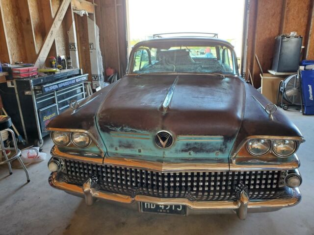 Buick Century Caballero Estate Wagon 1958 image number 11