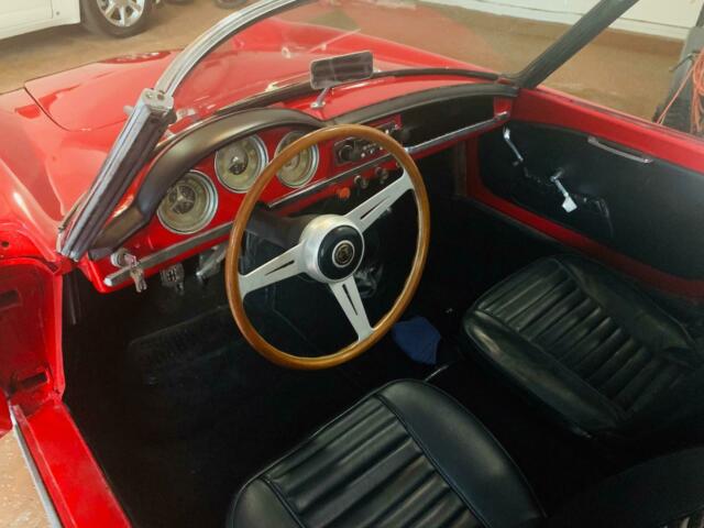 Alfa Romeo Spider 1958 image number 13