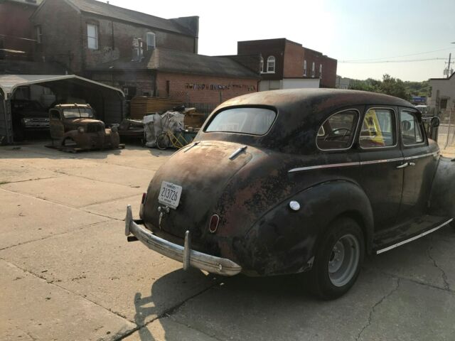 Chevrolet Special Deluxe 1940 image number 1