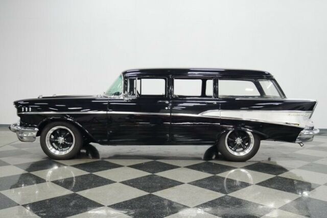 Chevrolet Bel Air/150/210 1957 image number 2