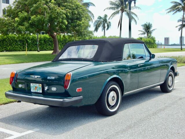 Rolls-Royce Corniche 1977 image number 26