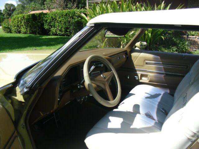 Buick LeSabre 1974 image number 5