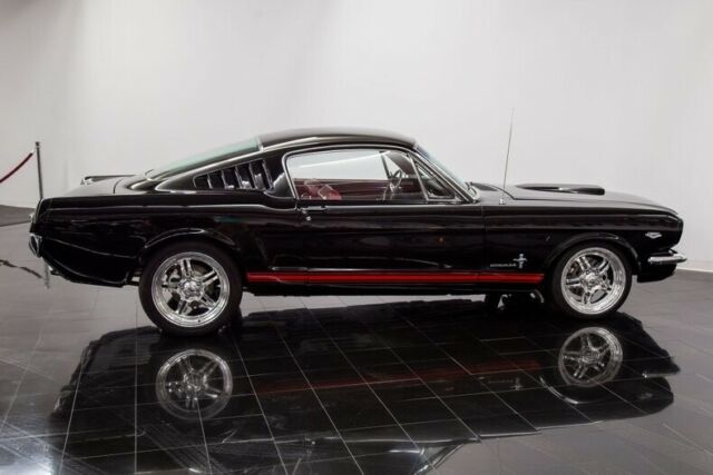 Ford Mustang 1966 image number 4