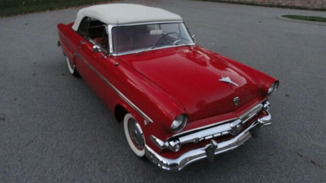 Ford Sunliner 1954 image number 11