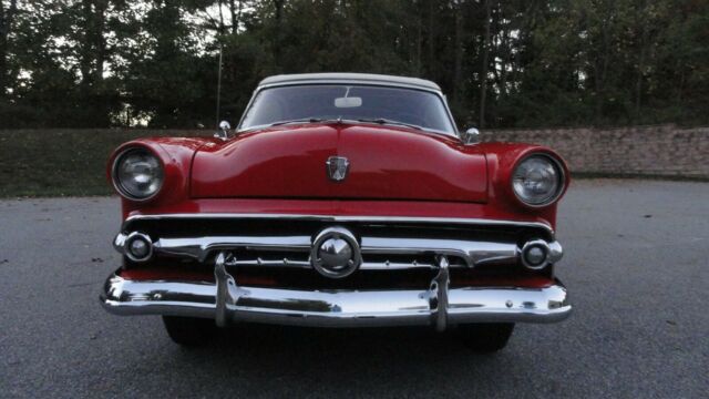 Ford Sunliner 1954 image number 27