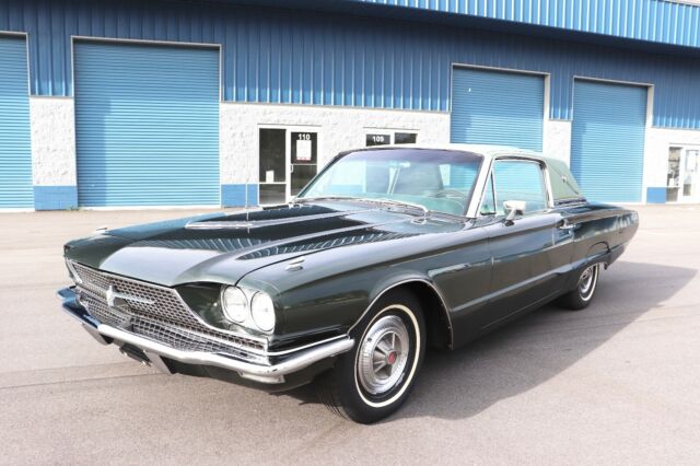 Ford Thunderbird 1966 image number 0