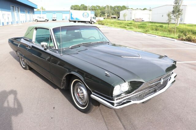 Ford Thunderbird 1966 image number 29