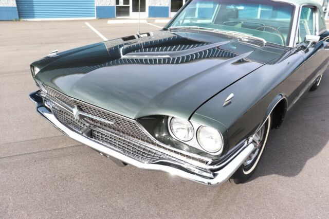 Ford Thunderbird 1966 image number 30