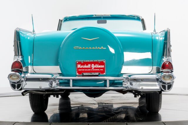 Chevrolet Bel Air/150/210 1957 image number 30