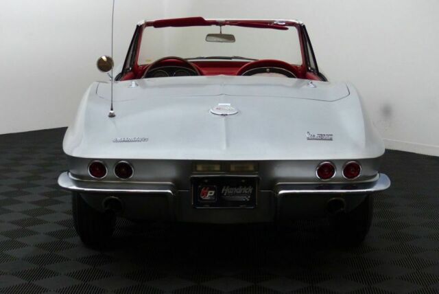 Chevrolet Corvette 1967 image number 4