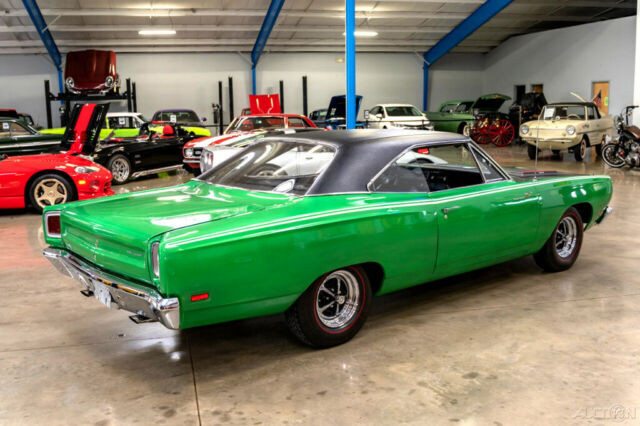 Plymouth Road Runner 1969 image number 1