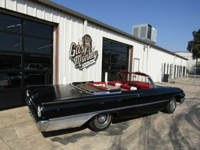 Ford Galaxie 1961 image number 20