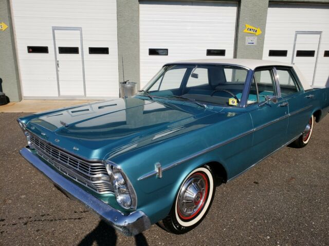 Ford Galaxie 1966 image number 9