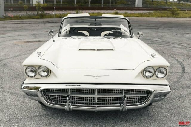 Ford Thunderbird 1960 image number 12