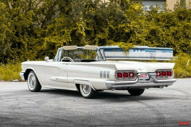 Ford Thunderbird 1960 image number 45