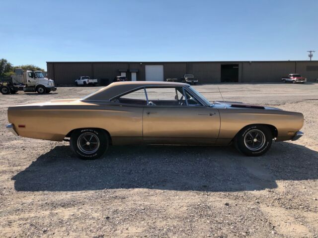 Plymouth Road Runner 1969 image number 26