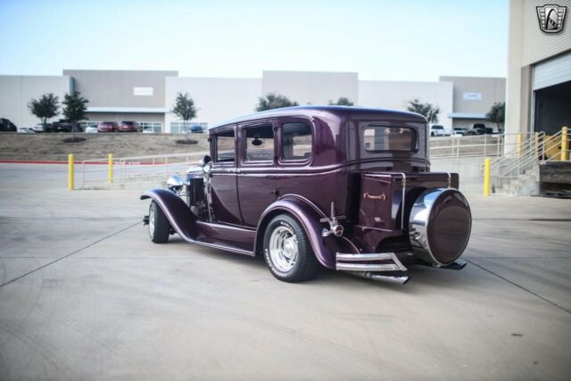 Buick Series 60 1931 image number 23