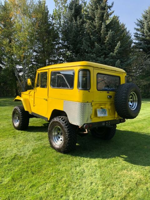 Toyota FJ Cruiser 1968 image number 13