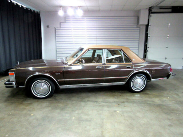 Chrysler LeBaron 1978 image number 36