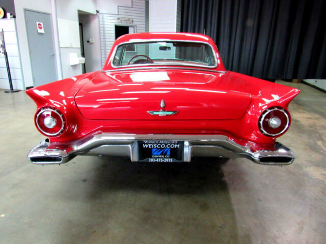 Ford Thunderbird 1957 image number 30