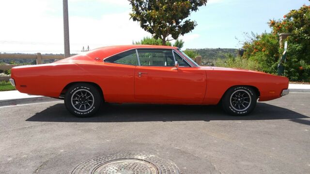 Dodge Charger 1969 image number 30