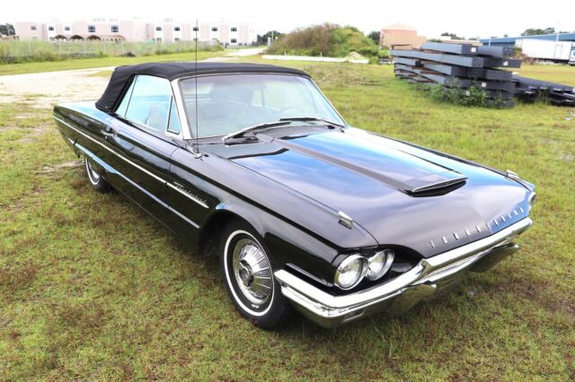 Ford Thunderbird 1964 image number 29