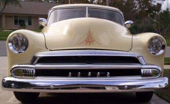 Chevrolet Bel Air Coupe 1951 image number 10