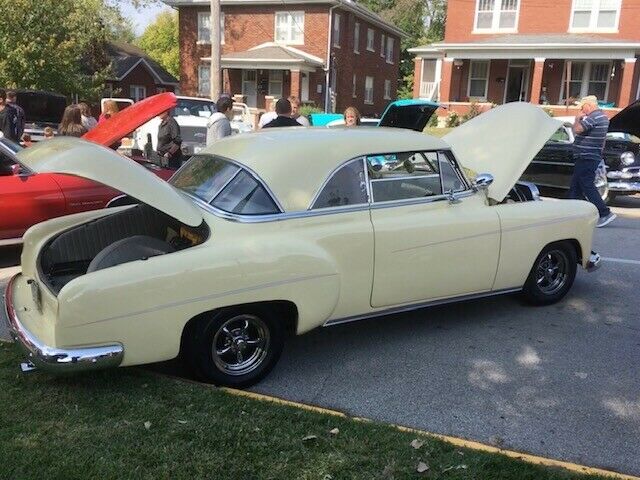 Chevrolet Bel Air Coupe 1951 image number 14