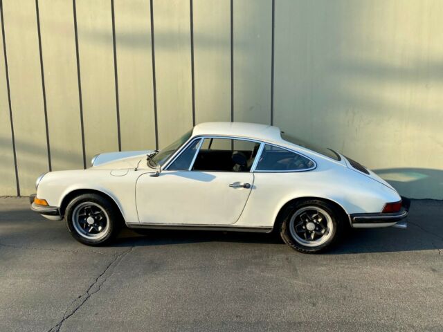 Porsche 911 1973 image number 30